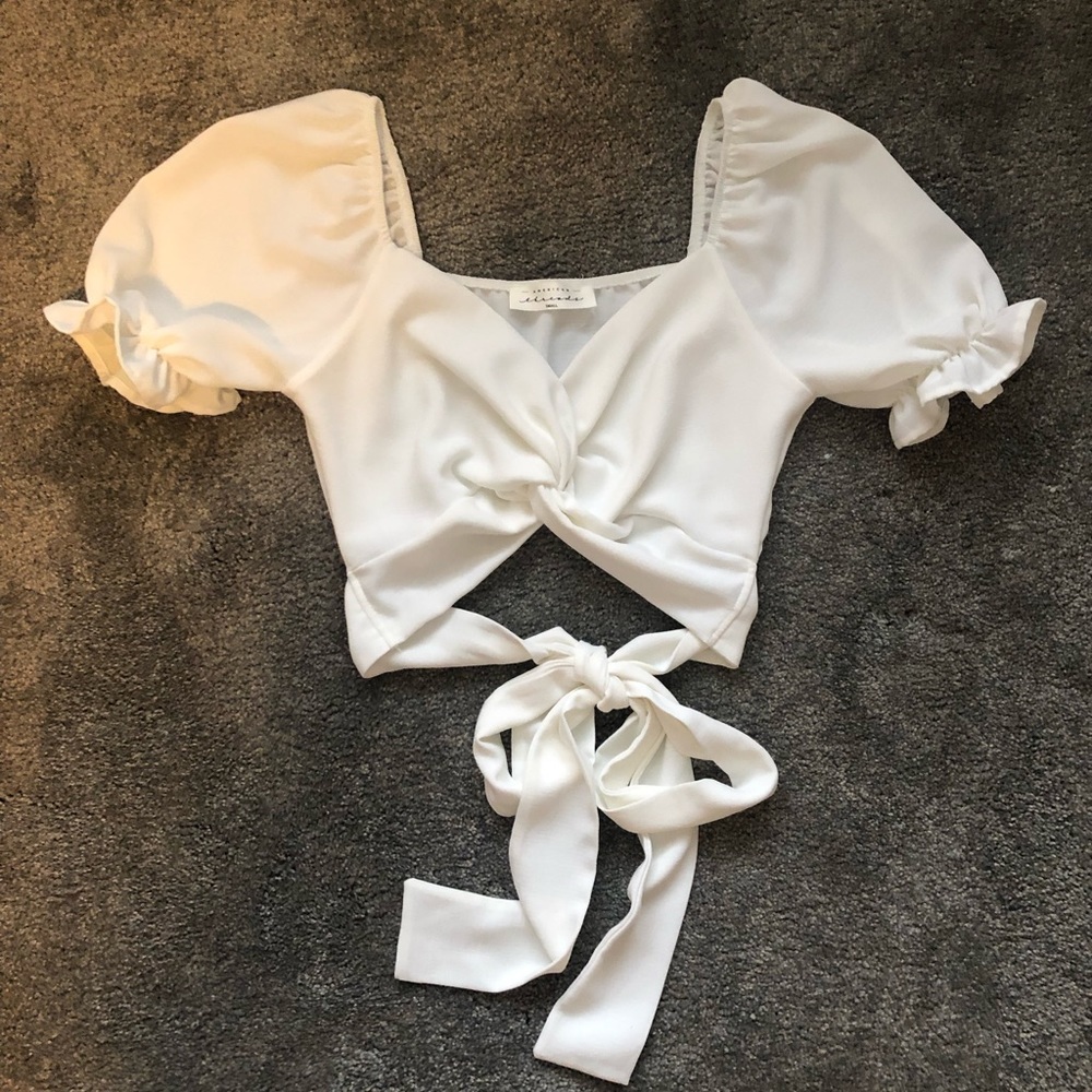 American Threads White Crop Top Tie Back Shirt Bachelorette Honeymoon Size Small